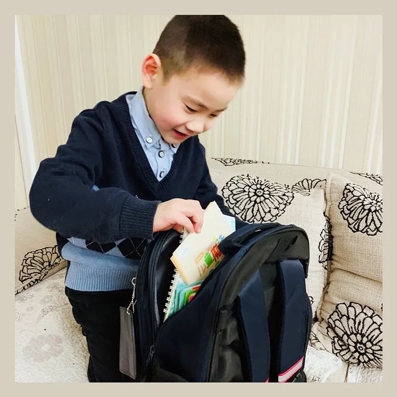 5—6岁:扫地,擦桌子,铺床,整理衣服,自己准备书本,整理书包7岁以上