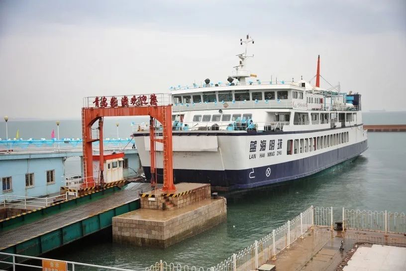 春和景明疫将去 登船出海畅胸怀_青岛