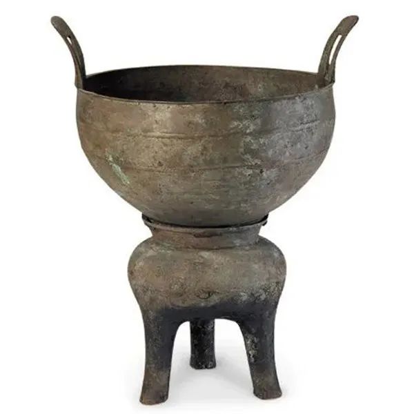 铜甗子季嬴青簠簋先民饮食文化中对营养和美味的追求至今不变,正值