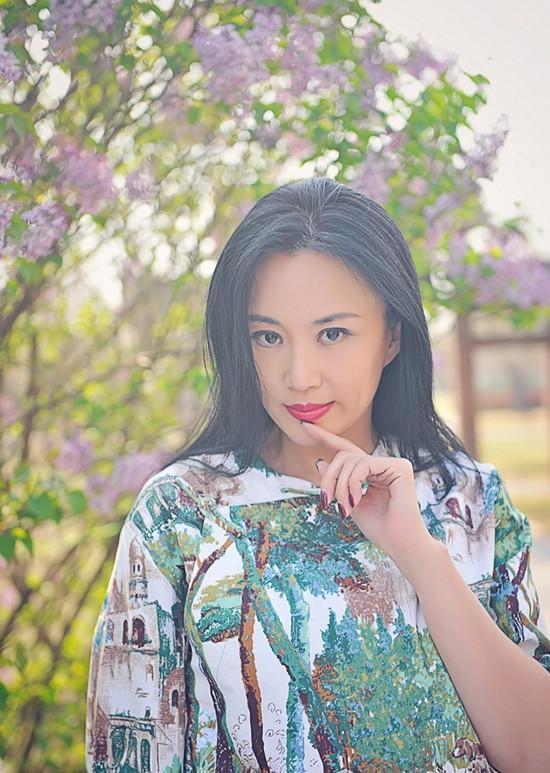 她曾是女一号,如今演配角,贾静雯姚笛喊她"妈",51岁仍貌美