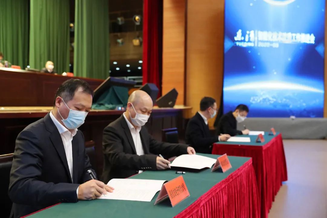 方晖要求坚持战疫情和促发展双线作战掀起新一轮企业智能化技改热潮