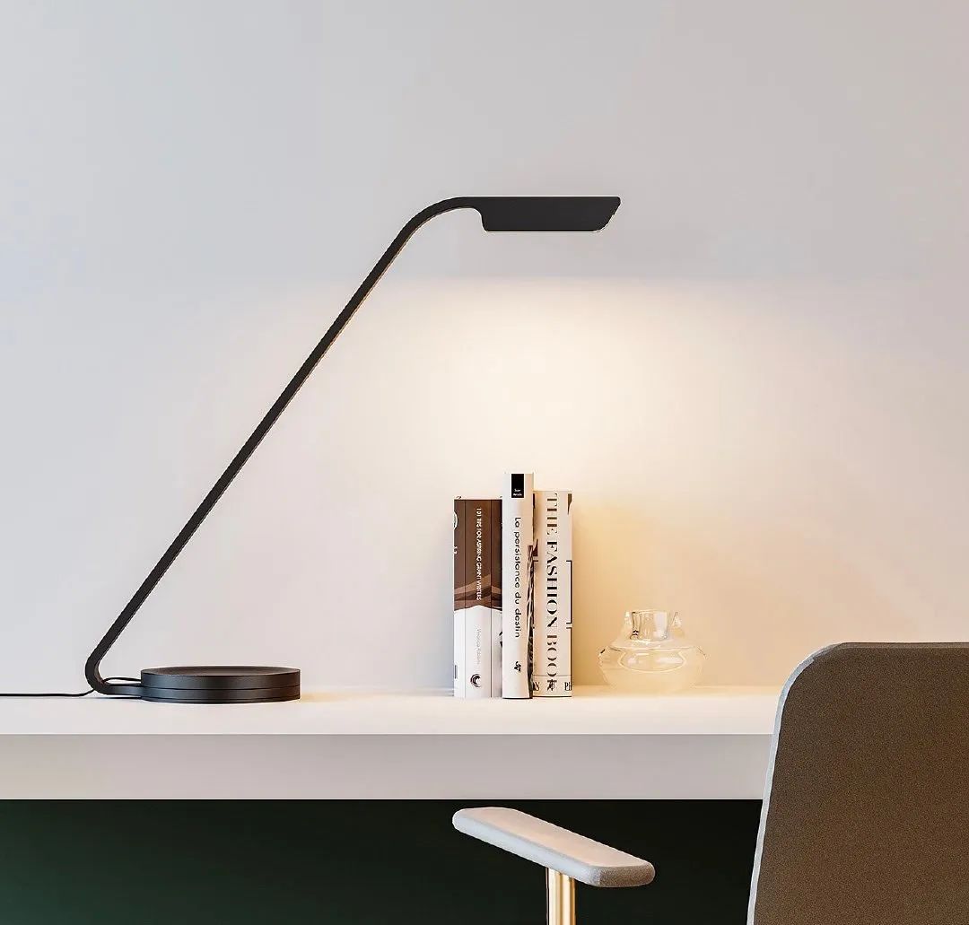 陪伴你的台灯设计素材