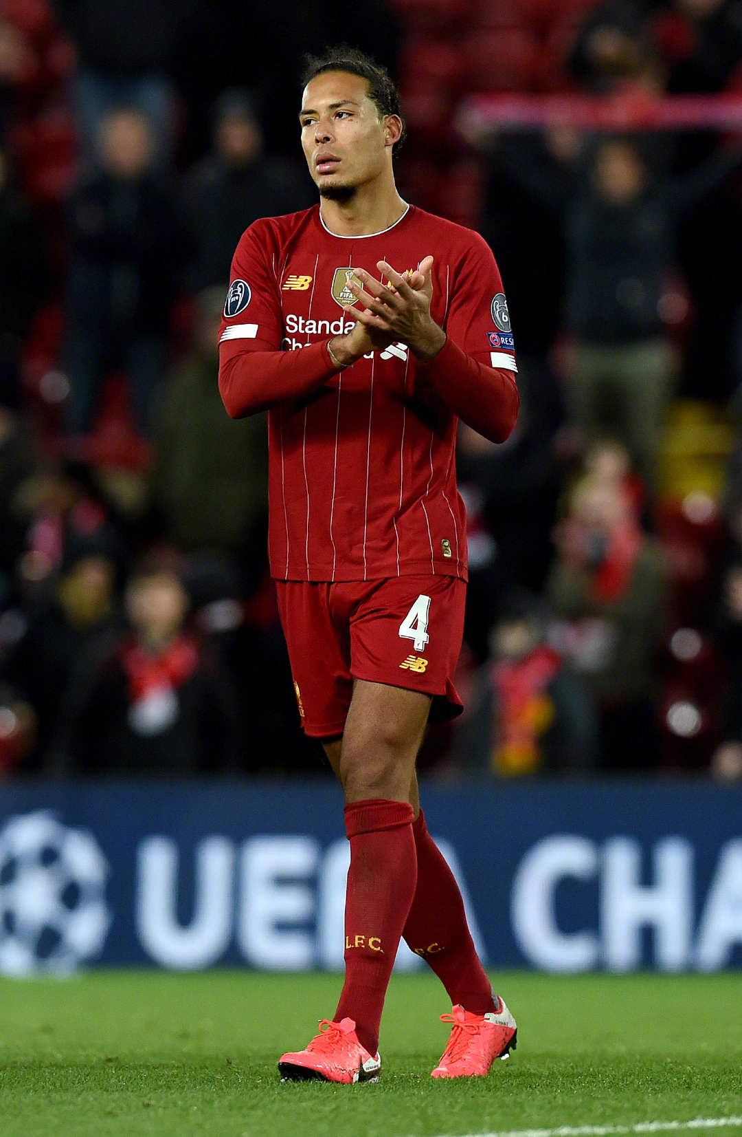 原创贝利在本赛季的欧冠16强淘汰赛前四场的预测中保持着全中的效率