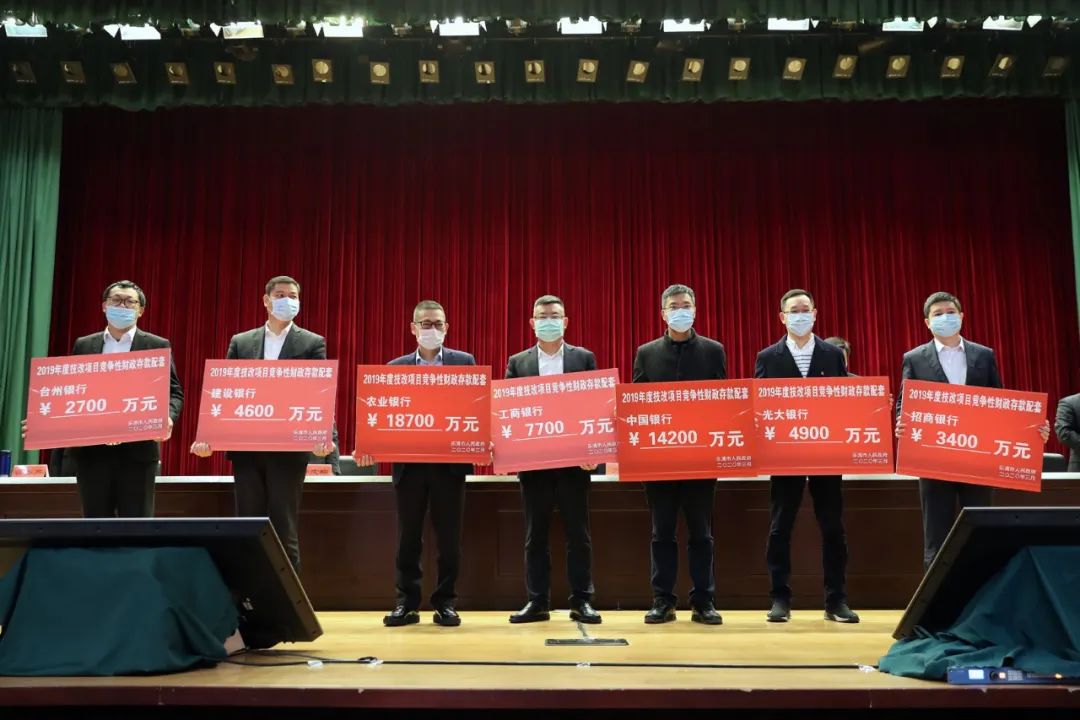 方晖要求坚持战疫情和促发展双线作战掀起新一轮企业智能化技改热潮