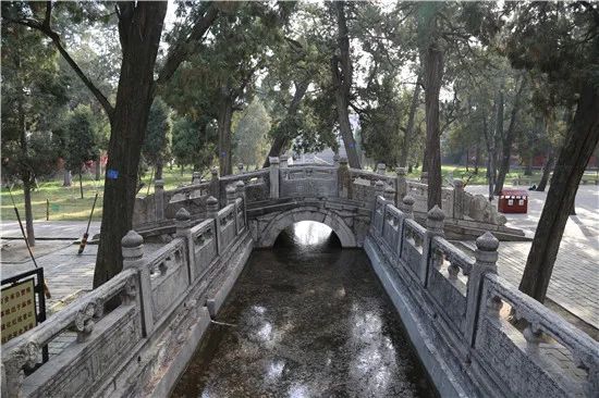 曲阜孔庙建筑璧水桥