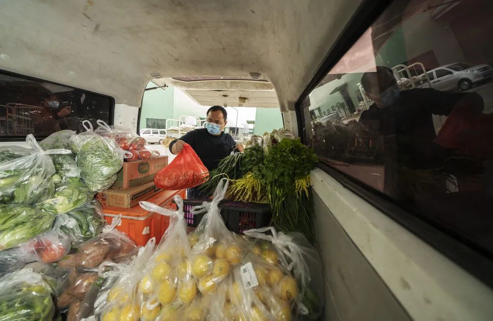 "疫"线报道 | 送菜员"马哥"的一天