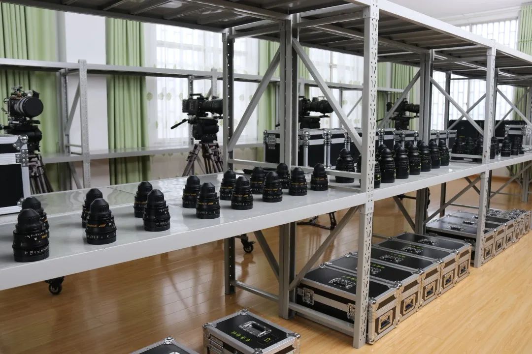 横店影视配套服务为剧组降价