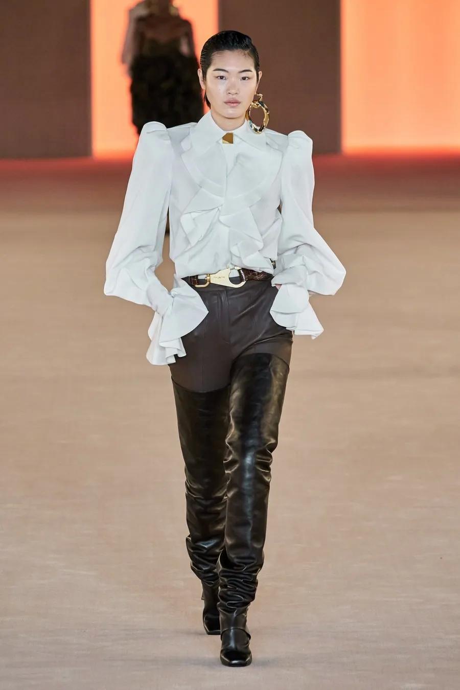 2020秋冬巴黎时装周看不完的时尚追不完的潮流中