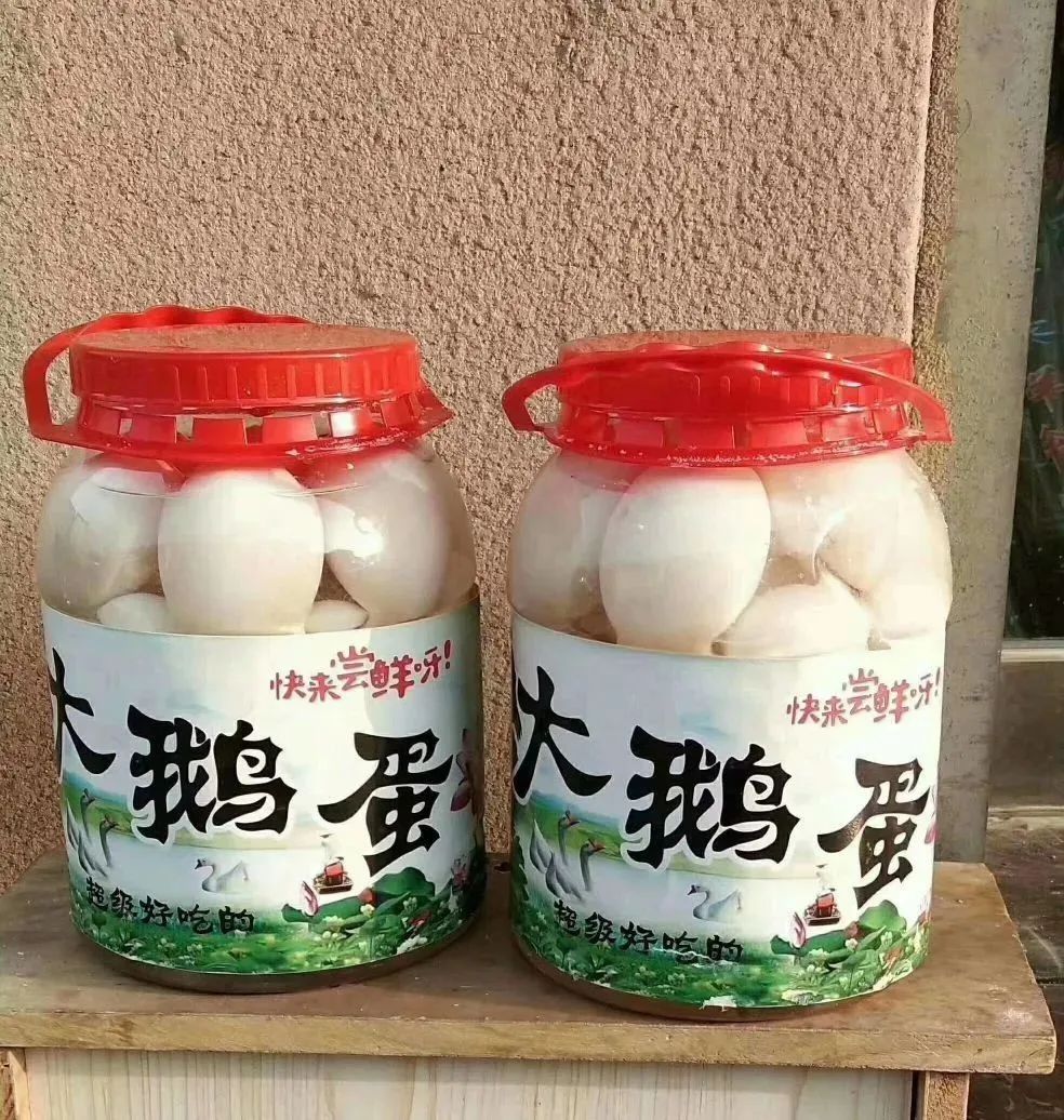 朋友圈疯传注意25元16个桶装鹅蛋名不符实假鹅蛋为何在畅销