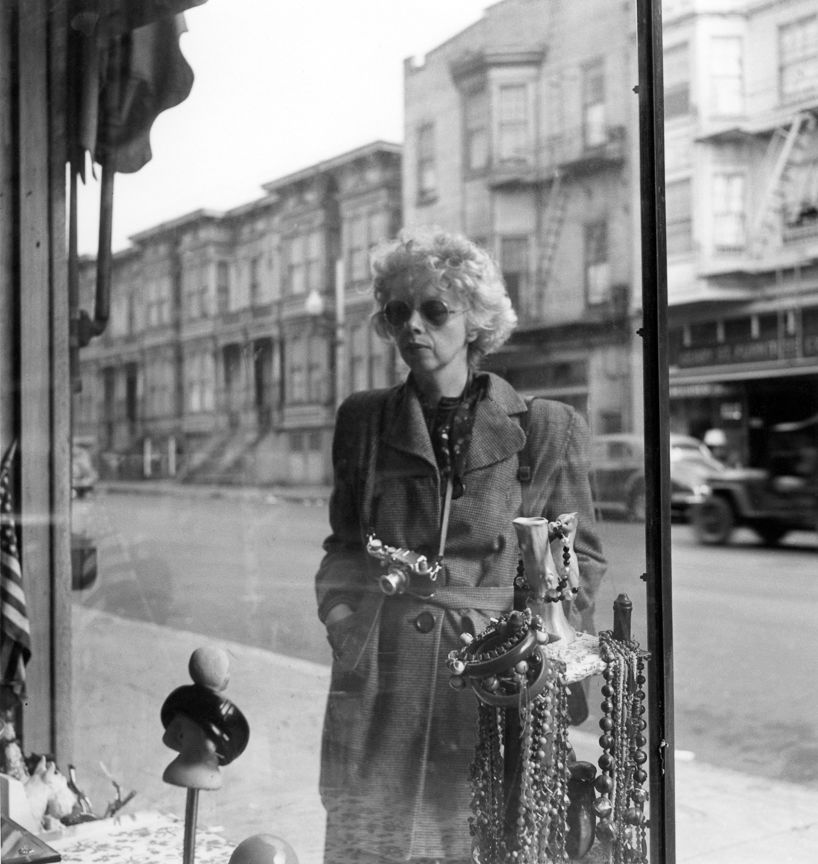 伊莫金坎宁安镜头中的摄影大师肖像