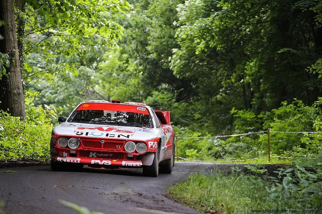 拉力赛场最后的后驱蓝旗亚037三菱斯巴鲁的疯狂前辈酷乐赛车百科