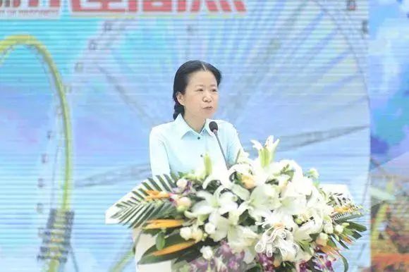 05王晓雯 华侨城a总裁2020年2月,杨惠妍位列福布斯中国"最杰出商界