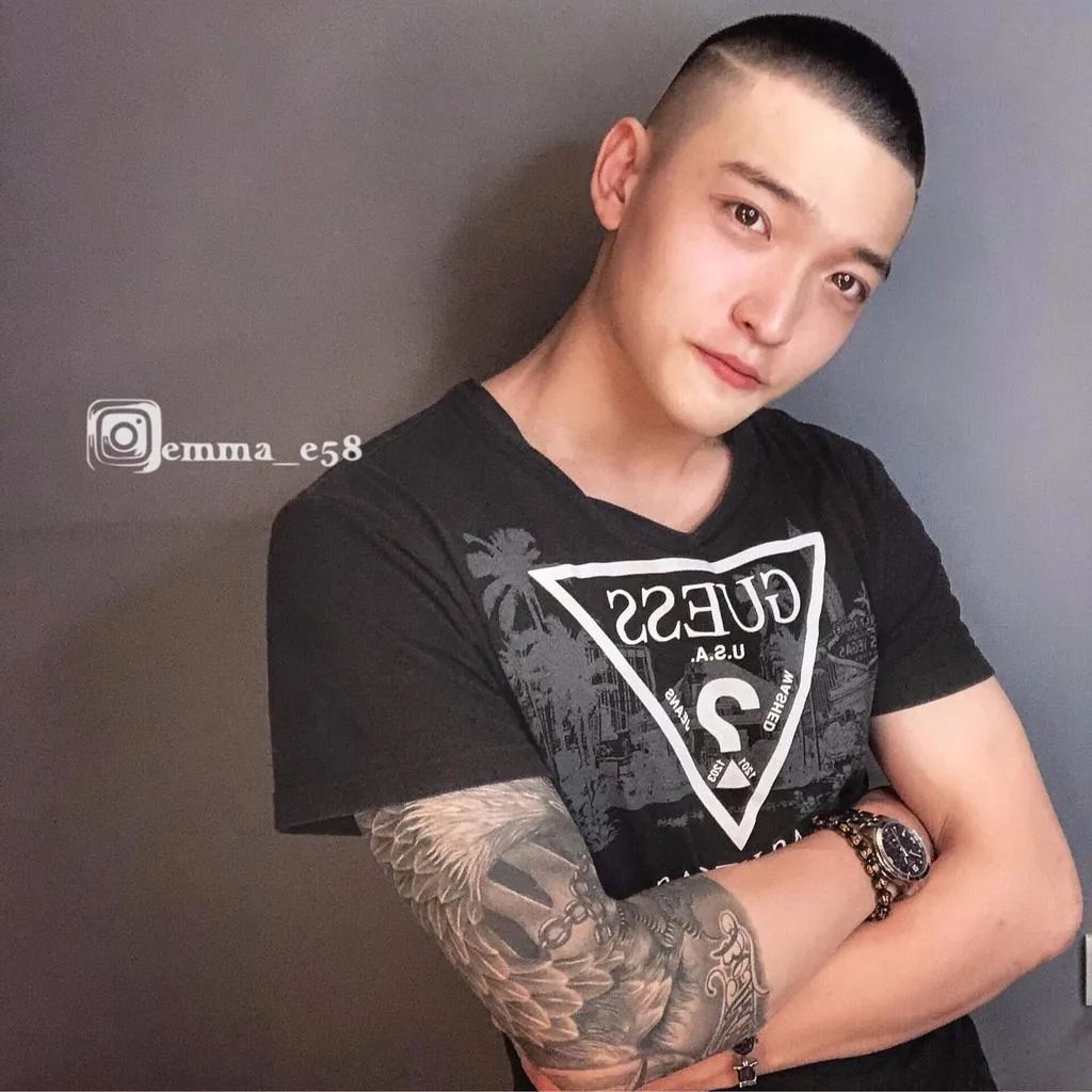 雕发被称作头发纹身国外的潮人们都在玩这个