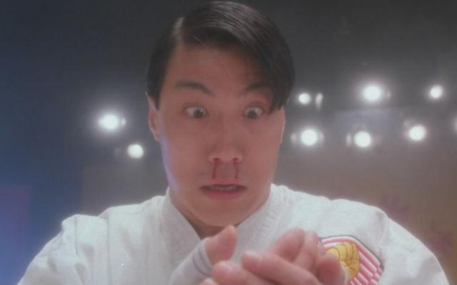 最出名的是周星驰《破坏之王》中饰演的断水流大师兄,把搞笑和打戏两