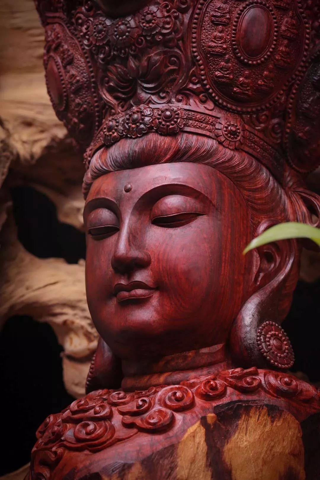 佛在我心._木雕