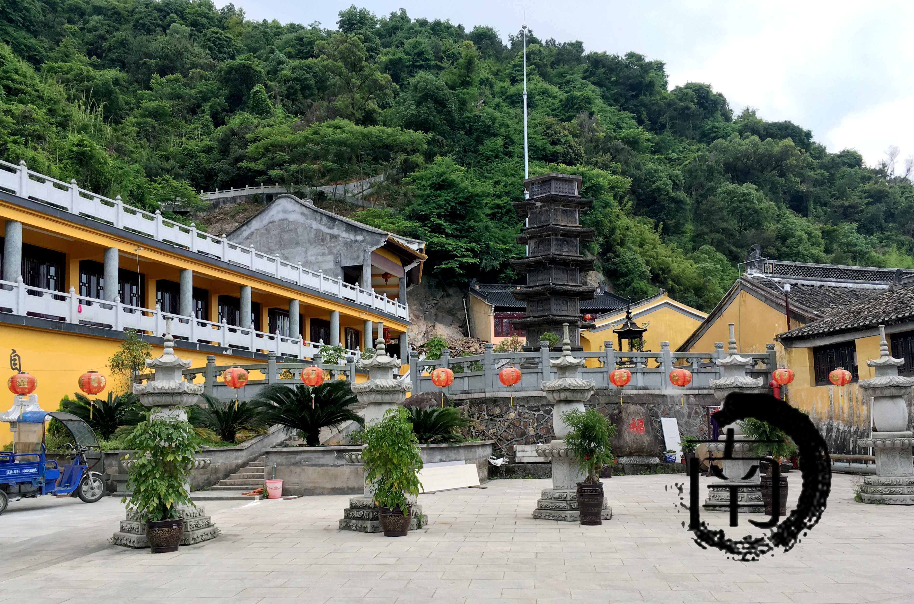 观音寺石塔图片