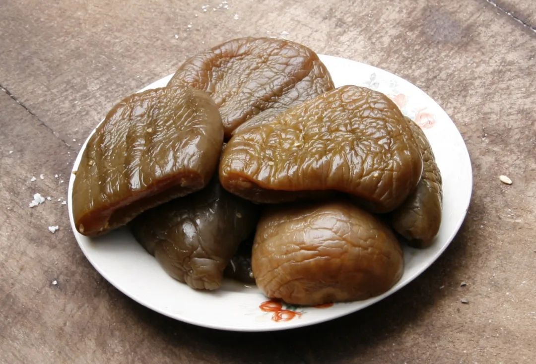 包瓜的种植十分讲究,择其特定的土壤,仅施以农家肥