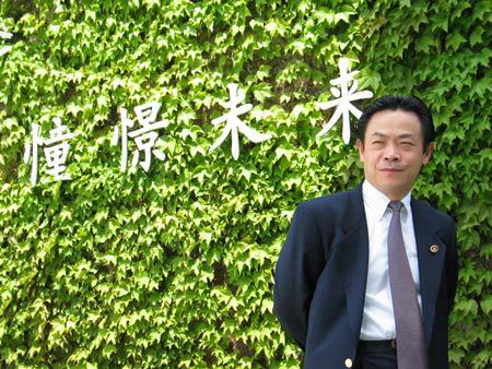 拥7架飞机的他从土豪变环保支持减少生育,搞出长沙最大烂尾工程_张跃