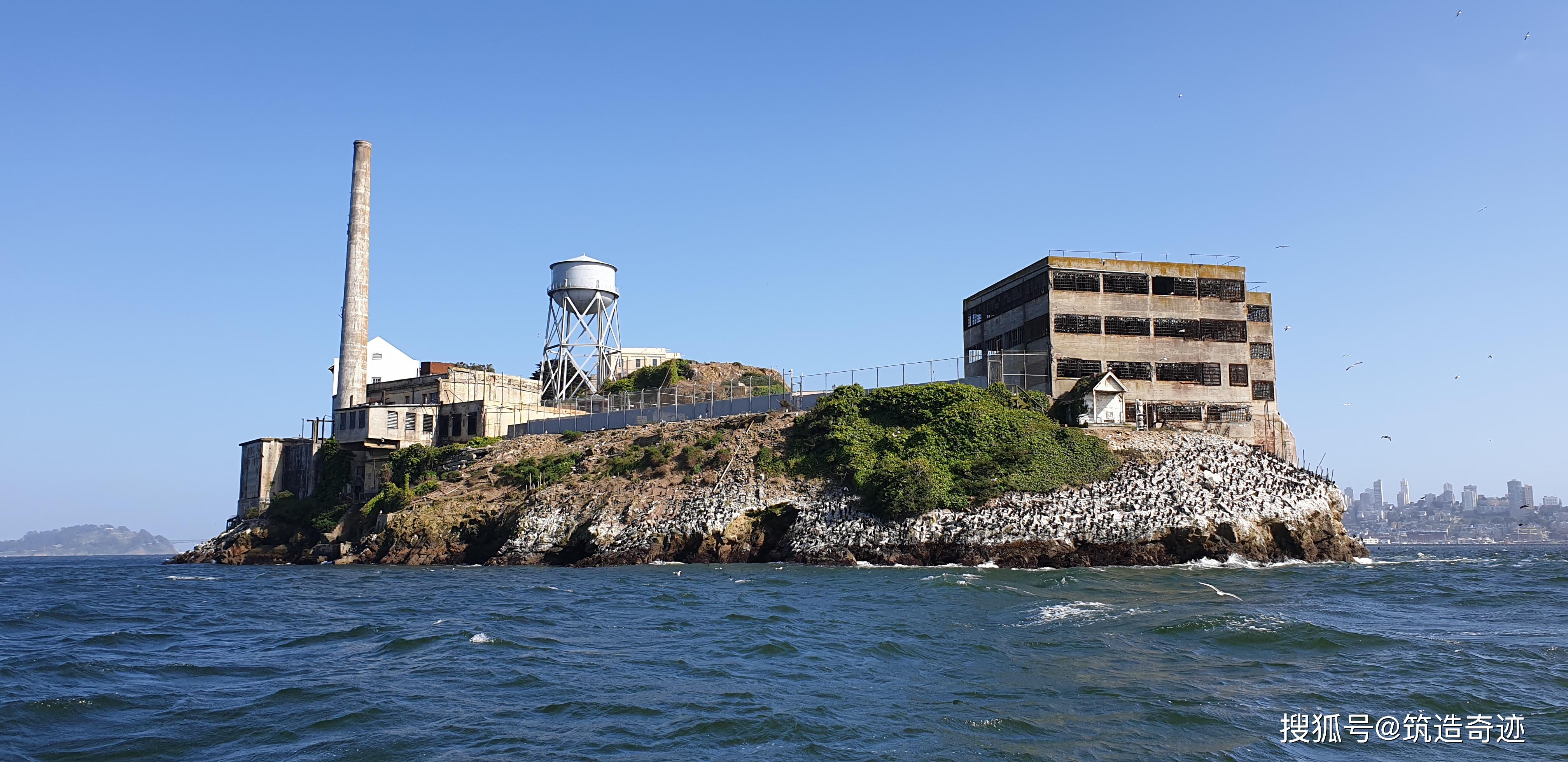 海上监狱让人毛骨悚然的另类建筑