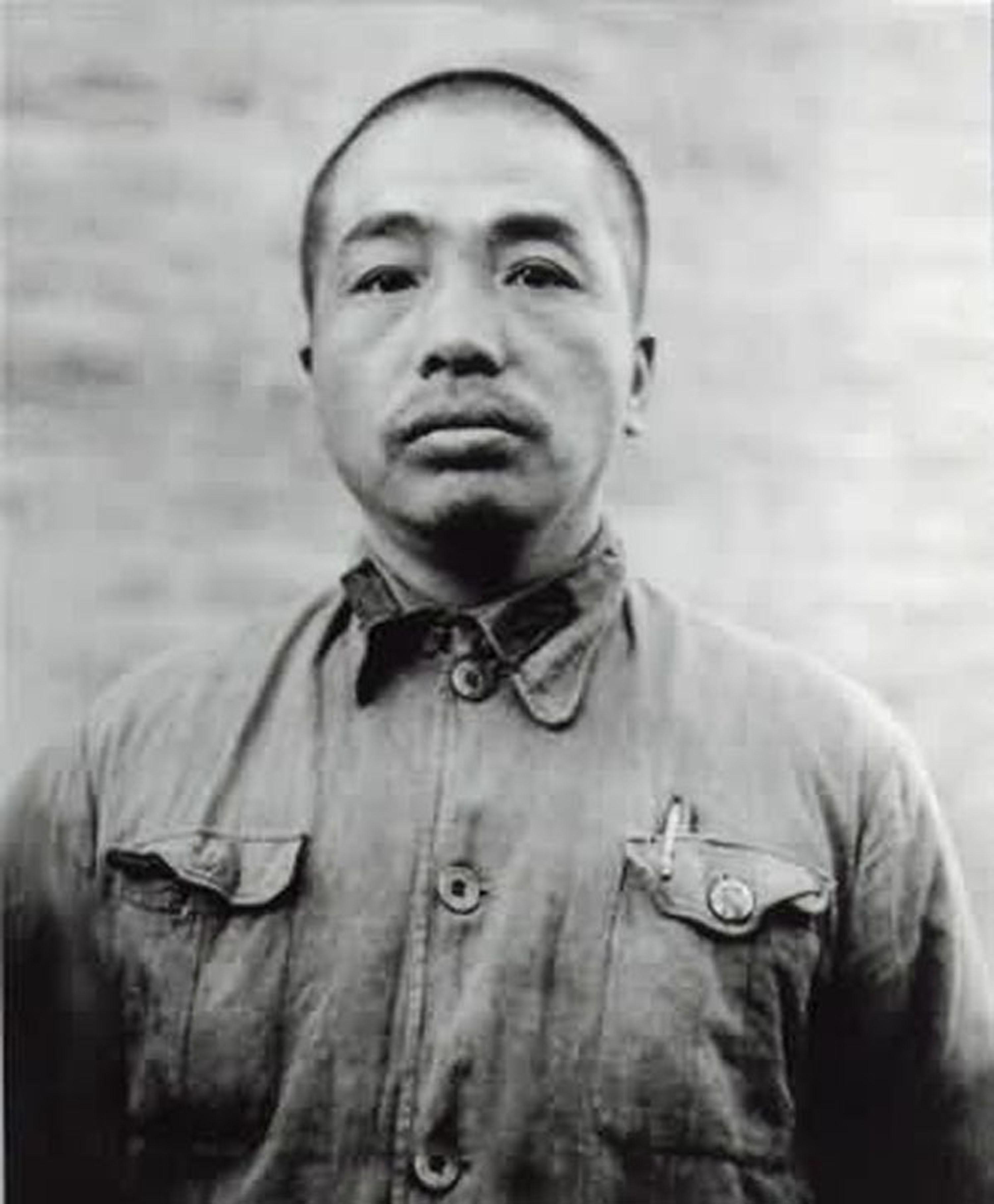 西北野战军突围青马骑兵恼羞成怒刀砍我重伤员欠下血债