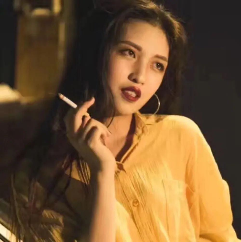 微信头像丨女生复古港风女生头像