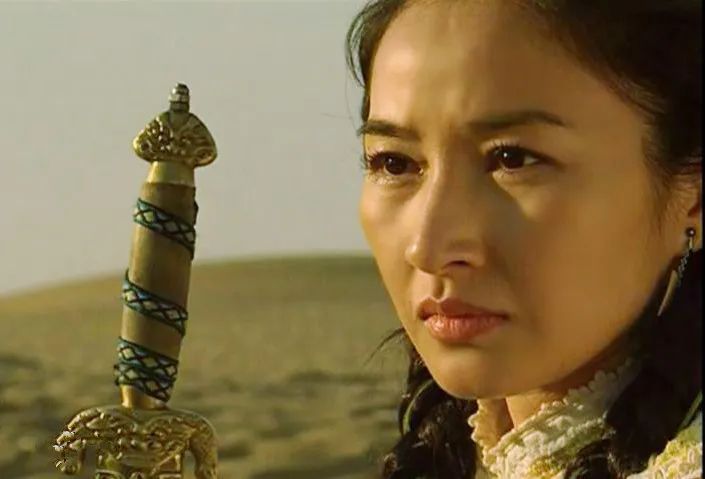 2002版《书剑恩仇录》:霍青桐