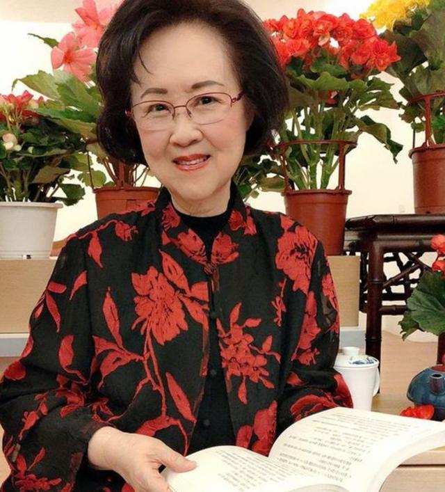 知名作家琼瑶写下告别信称将去寻找生命中最后的乐园