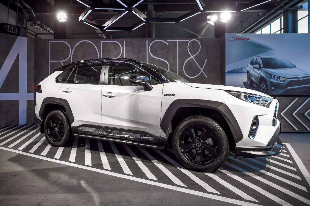 无撞色不潮流全新rav4荣放型格出色