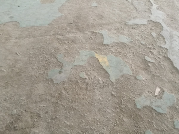 抢修宝:商砼路面,地面冻坏起皮了怎么修补?