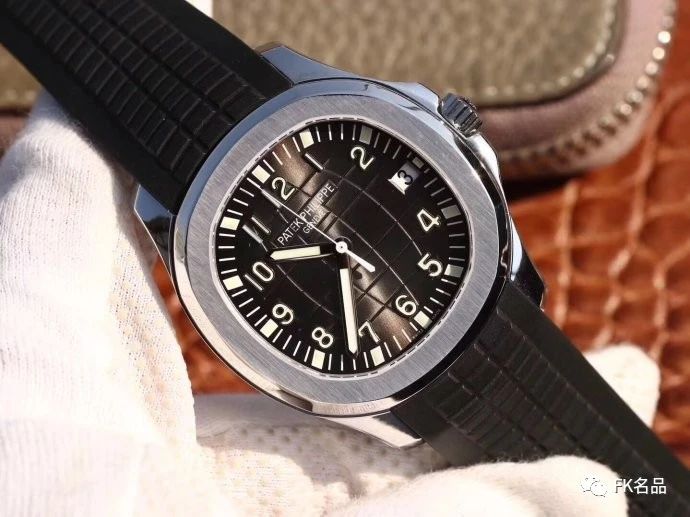 百达翡丽aquanaut系列手雷5168g型号腕表最薄的一款休闲腕表