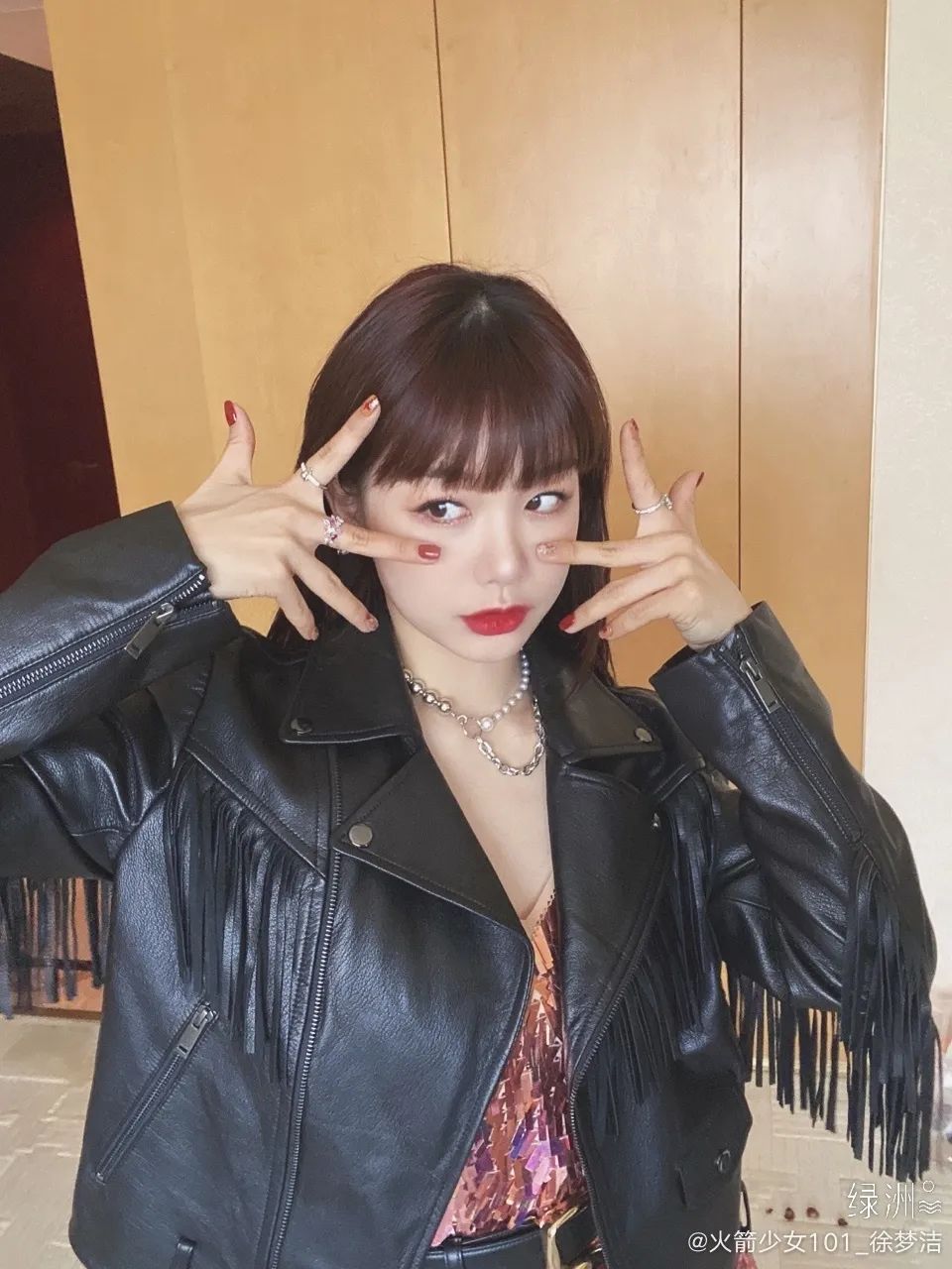 看了lisa的漫画刘海我决定动手搞一搞