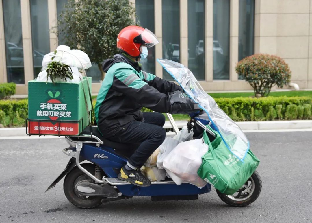 复工故事叮咚买菜我们多跑路让客户少出门