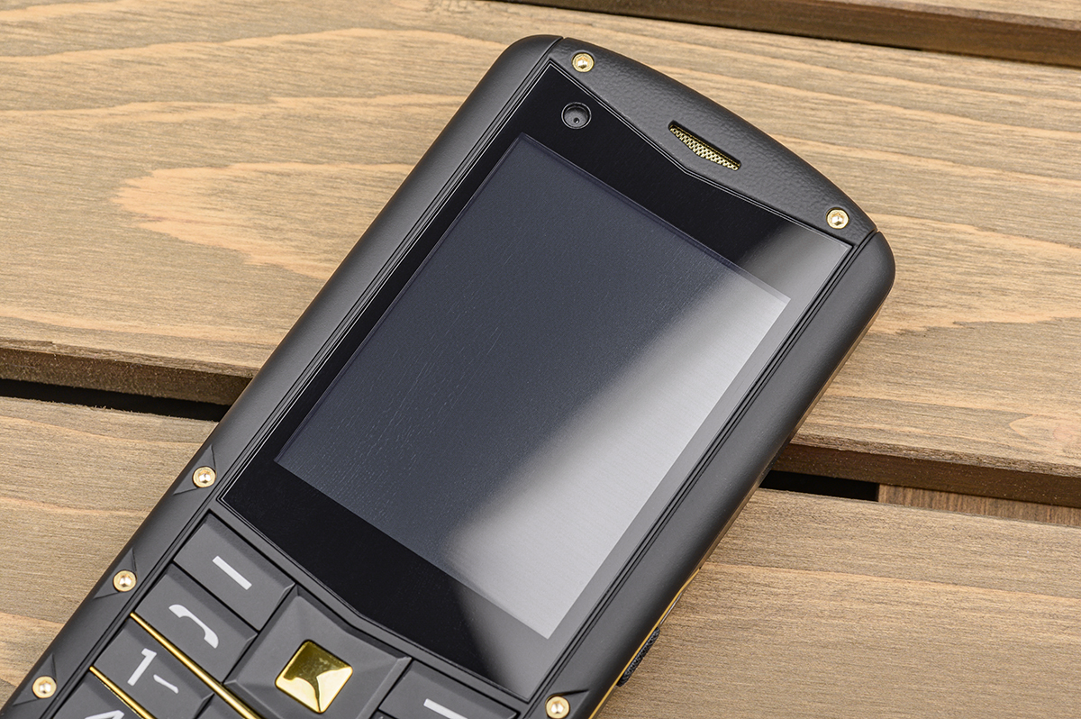 原创户外活动要轻便防摔防水防尘agmm5三防手机体验