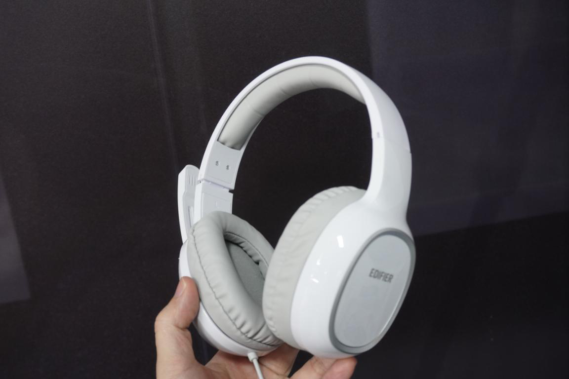 漫步者k815游戏耳机百元价格体验起来是否会有惊喜