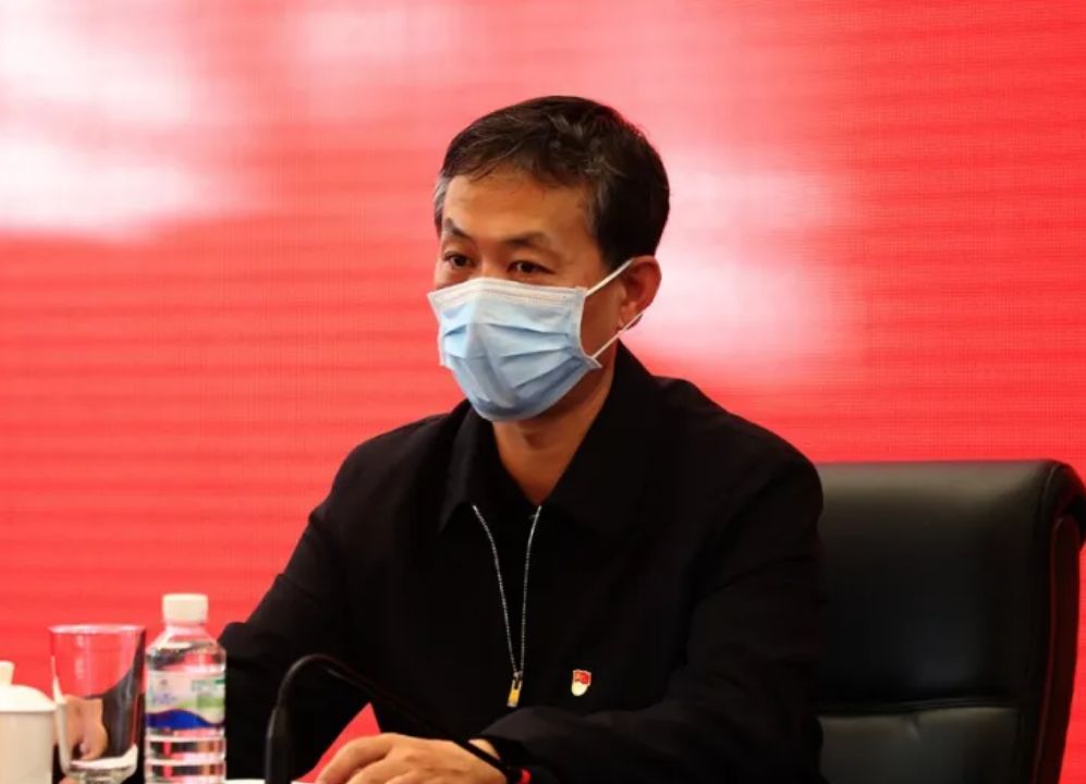 包野提名满洲里市长人选 前任女市长已"消失"3个月