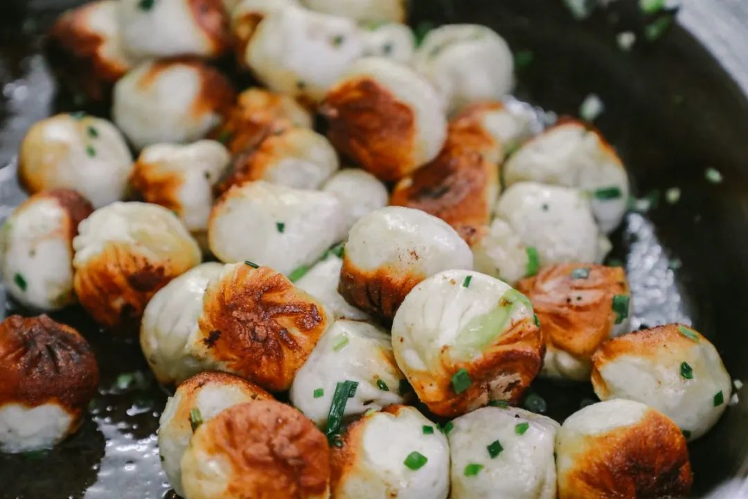 日思夜想的草庐点心回来了……_松江