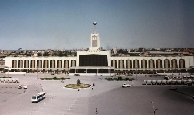 原创老照片昔日的宁夏银川这样的银川你还认识吗