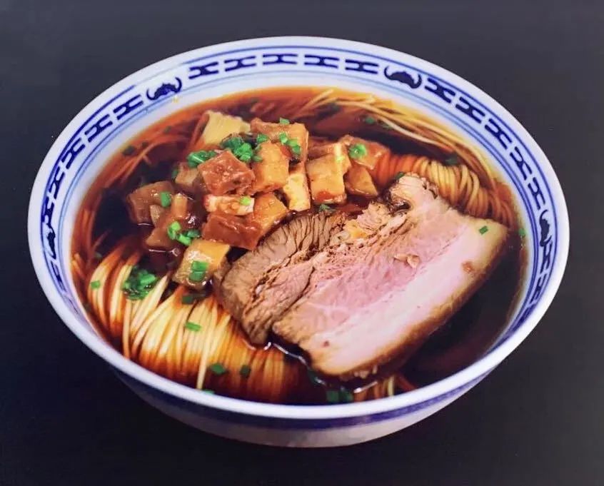 南京西路上的美食让我春怀荡漾