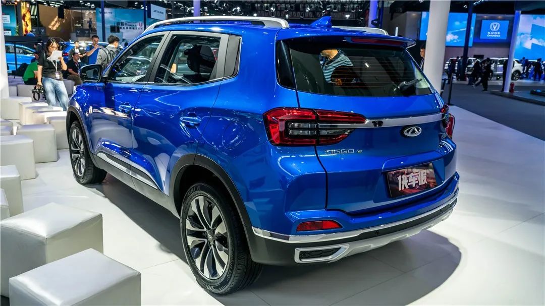 奇瑞瑞虎e越野的理想很丰满续航的现实很骨感快车体验281