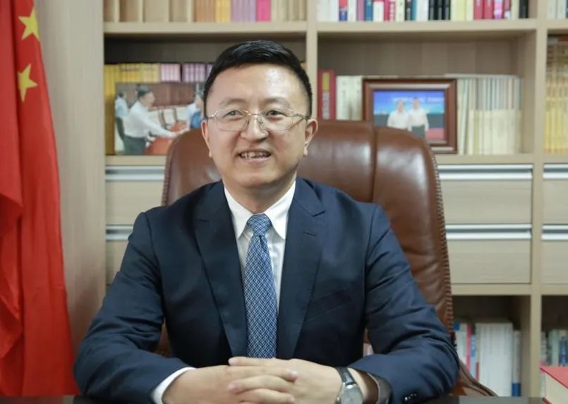 中心专职研究员, "长江学者奖励计划"青年学者内容来源:蔡立东,姜楠