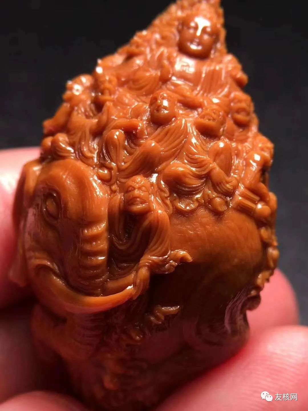 【每日核雕欣赏】:顾永芳作品《骑象十八罗汉拜如来》