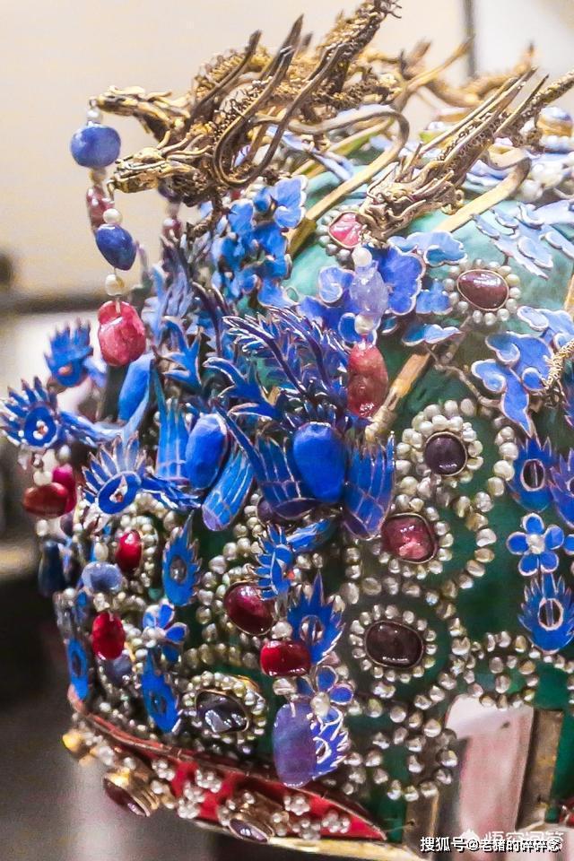 这才是真正的皇家范儿,定陵出土的皇后凤冠了解一下