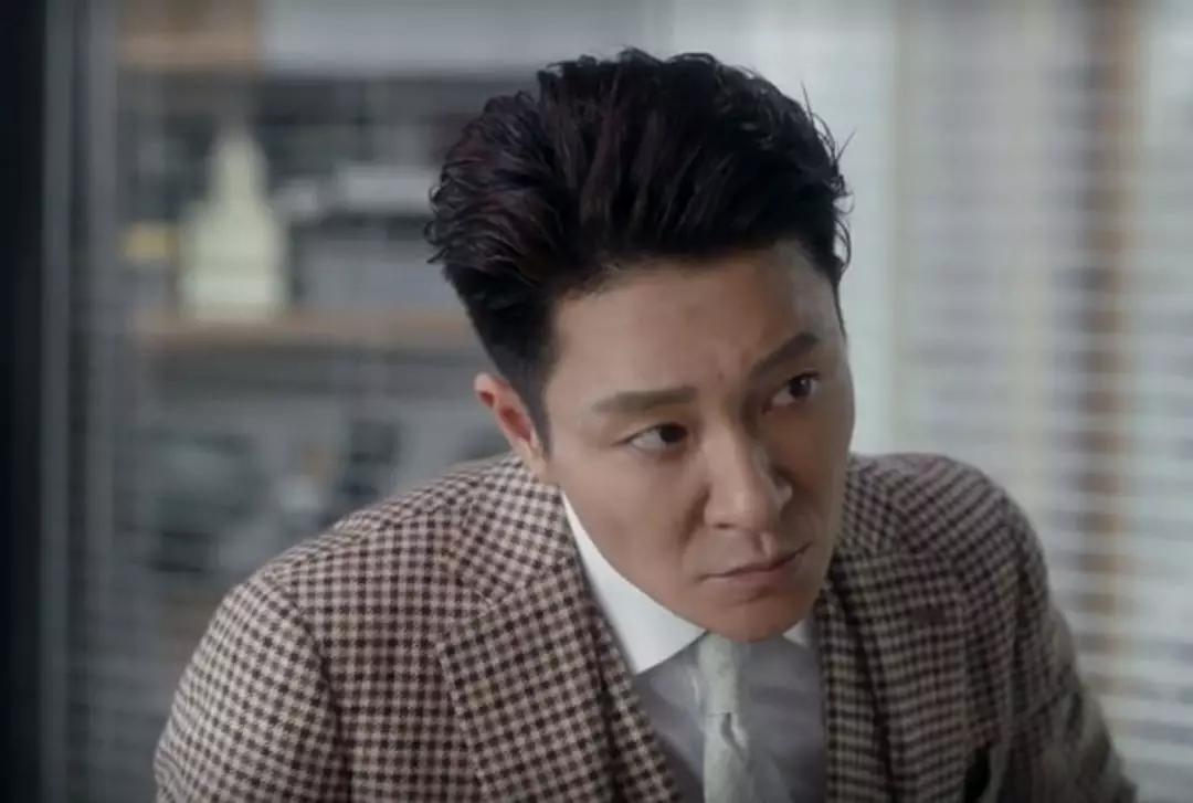 《安家》翟云霄结局:被赶出安家天下成行业笑柄,多行不义必自毙