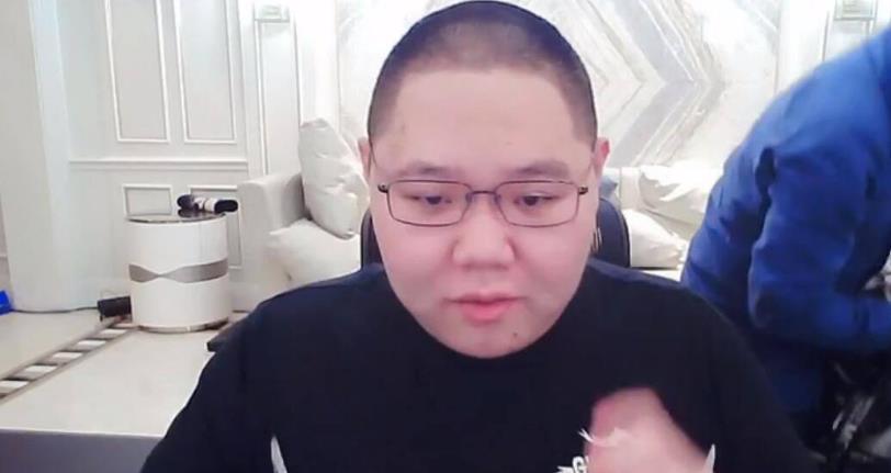 情谊犹在!pdd连线卢本伟吃鸡被拒绝,原因让玩家感动