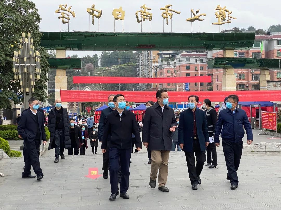 省委常委,宣传部长卢雍政亲莅南中调研