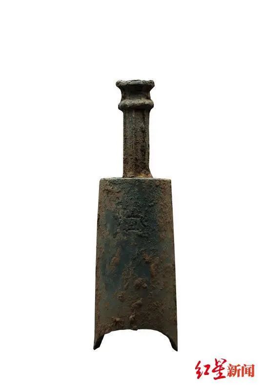 四川城坝遗址发掘东周船棺墓楚系青铜器有铭文蜻蜓眼疑来自西亚