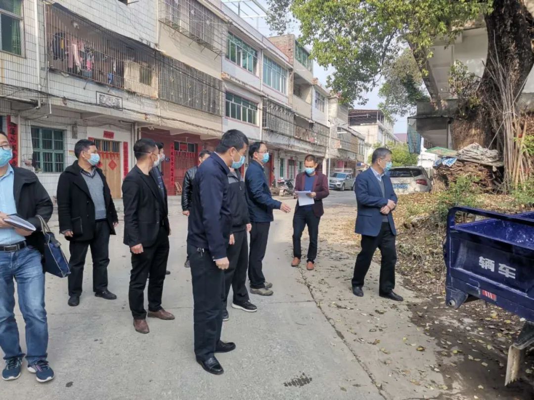 赣州市委副书记统战部长刘文华同志来云石山乡调研指导