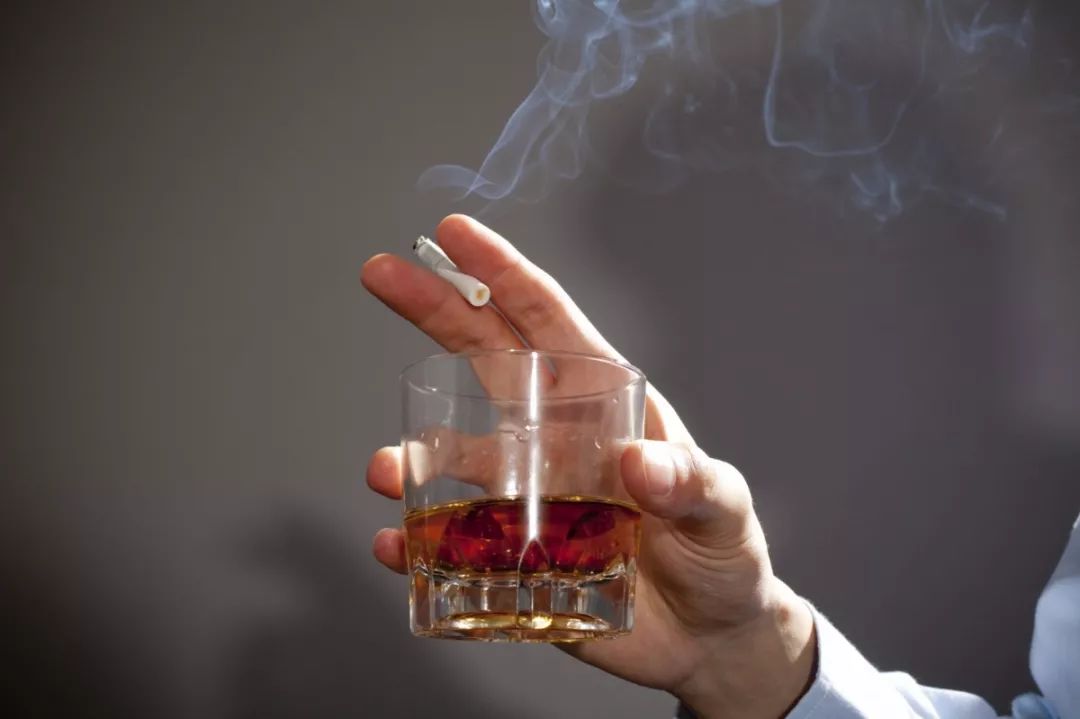 男人精子遇到严重危机10个男人3个合格男人一年不如一年