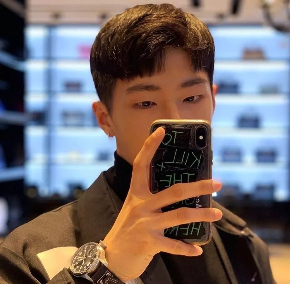 2020年换一款帅气的发型