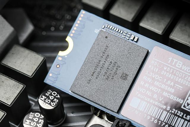 西数sn550固态硬盘良心了1tb才899元性能不错价格狠